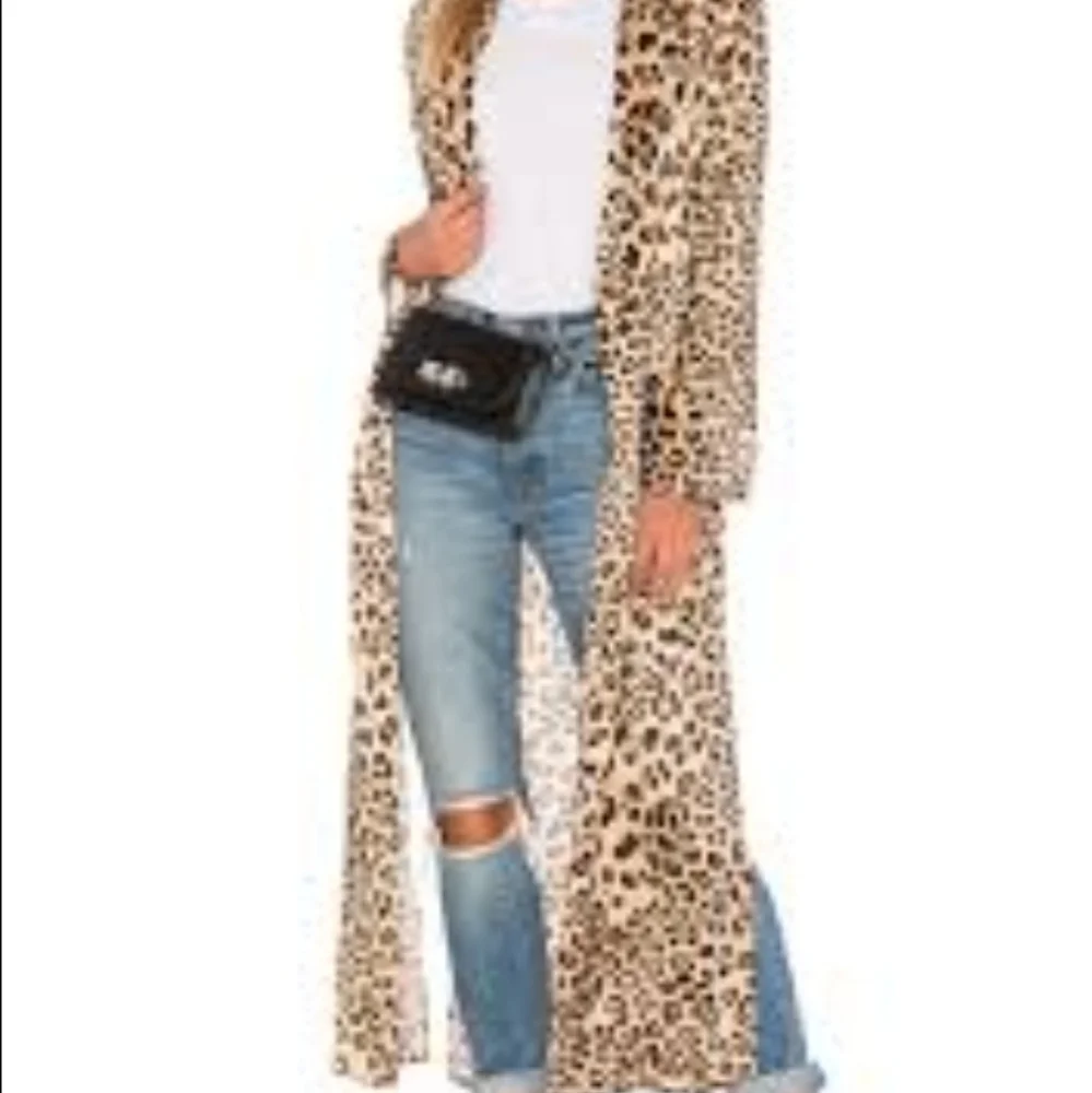 House of Harlow 1960 x REVOLVE Delaney Duster in Leopard - Picture 1 of 12